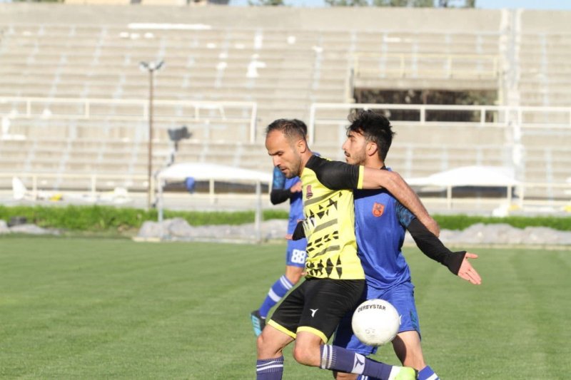 بازی نساجی و مس گل نداشت