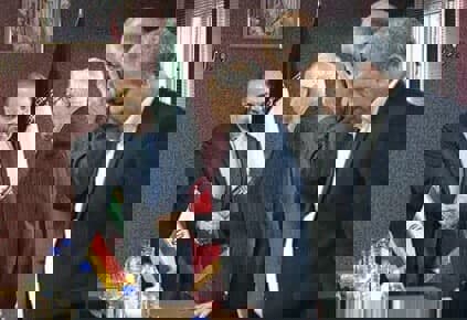 آقای وزیر از اسم پدر من سوء استفاده نکنید!