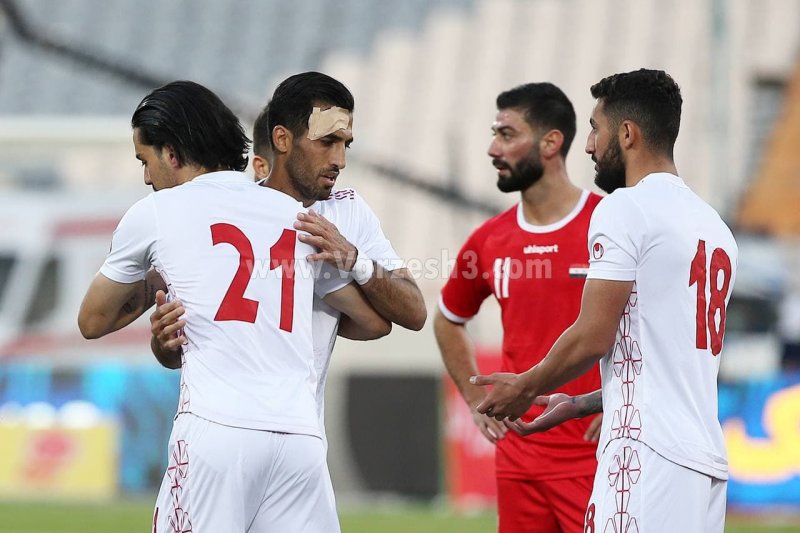 نگاه اسکوچیچ به نورافکن مثل قلعهنویی (عکس)