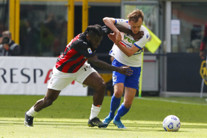 تساوی خانگی ناامید کننده میلان برابر سامپدوریا