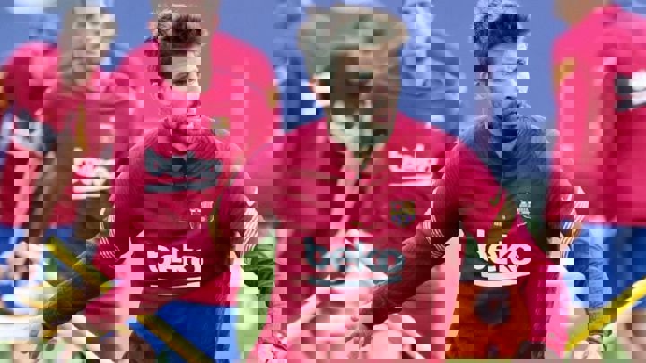 جرارد پیکه ال کلاسیکو را از دست داد؟