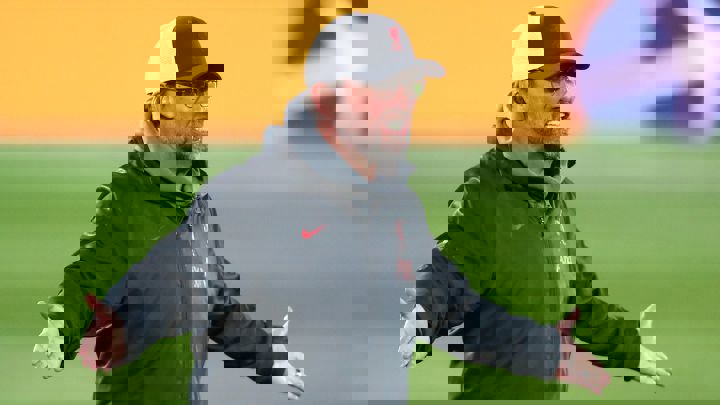1588320