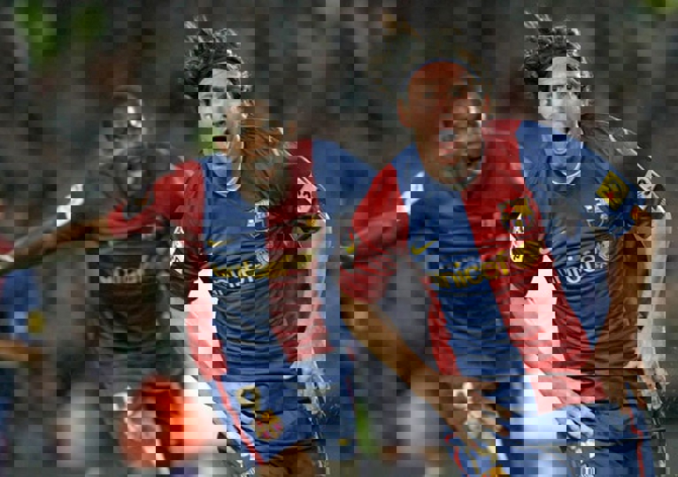 1588384