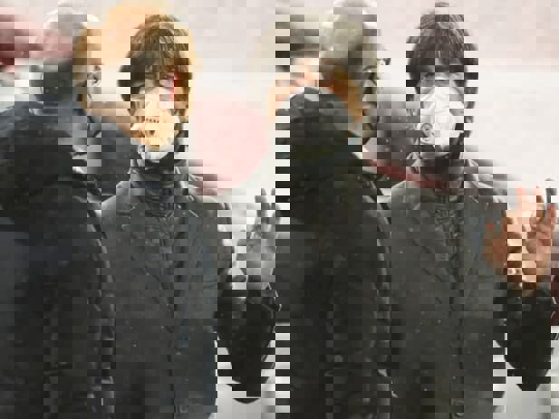 1588596