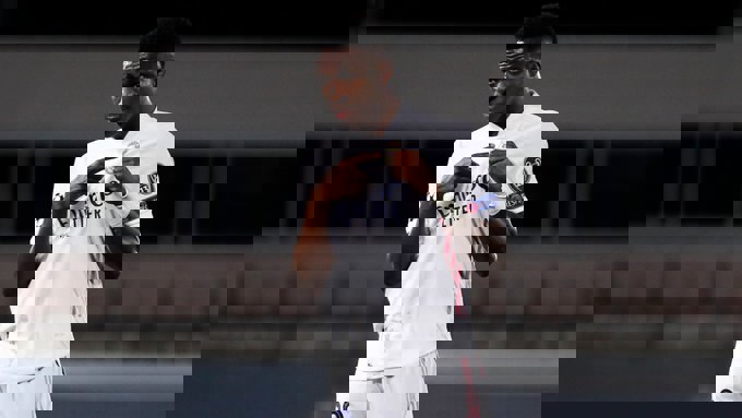 وینیسیوس مزد درخشش برابر لیورپول را گرفت