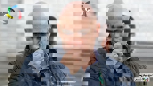 منصوریان: مثل کبک سرشان را در برف کرده اند