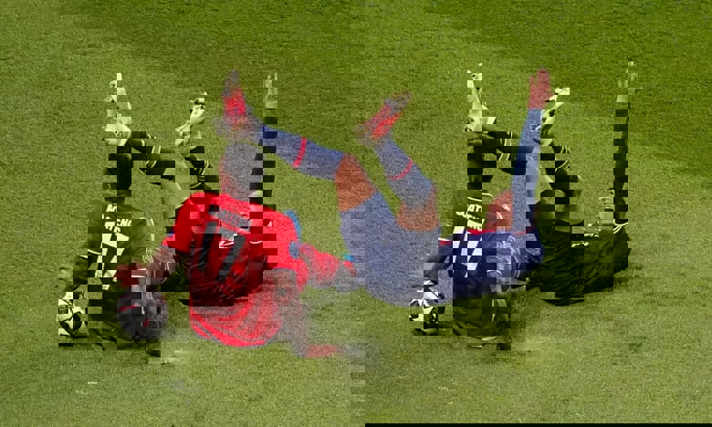 1590792