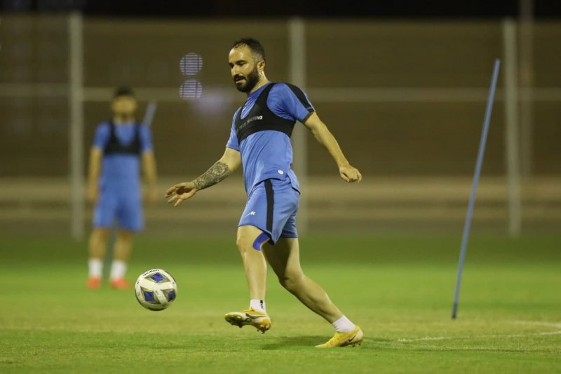 هافبک مصدوم استقلال به دیدار با الدحیل میرسد