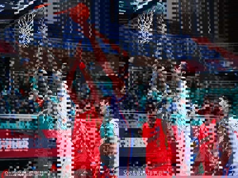 حامد حدادی در جمع 5 بازیکن خارجی برتر چین