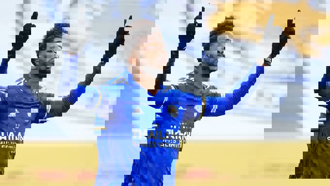 1592608