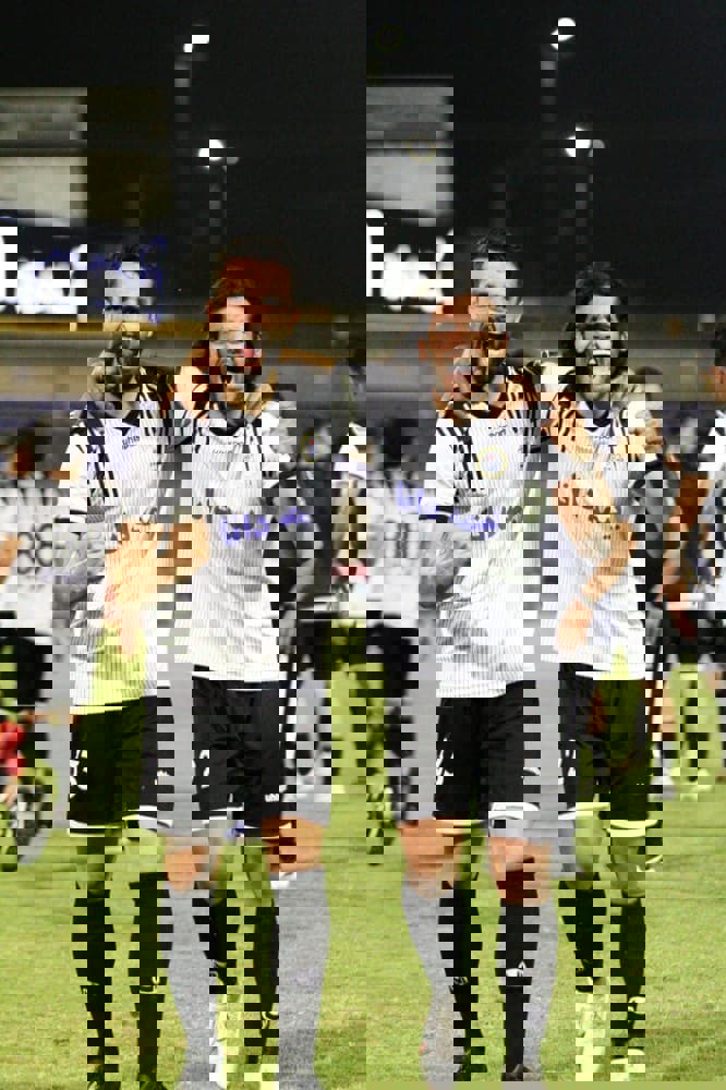 1594136