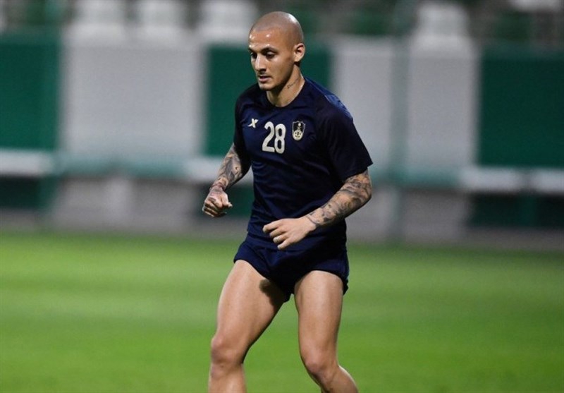 آماده‌سازی هافبک الاهلی برای بازی با استقلال