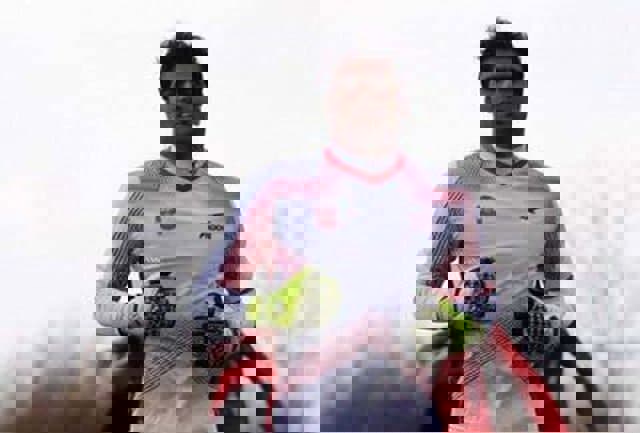1595163