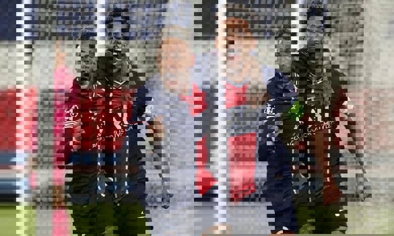 1596052
