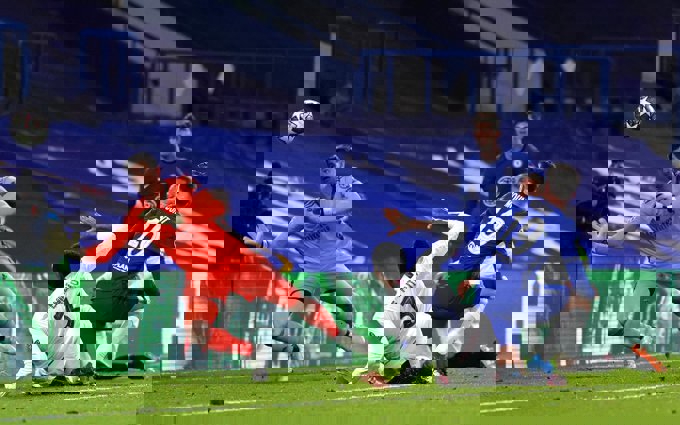 1598282