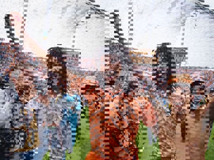 1598750