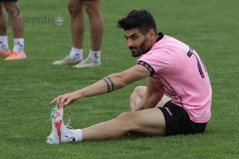 بدشانسی تکراری برای سعید آقایی در الکلاسیکو ایران