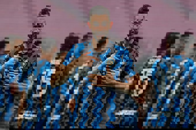 1599159