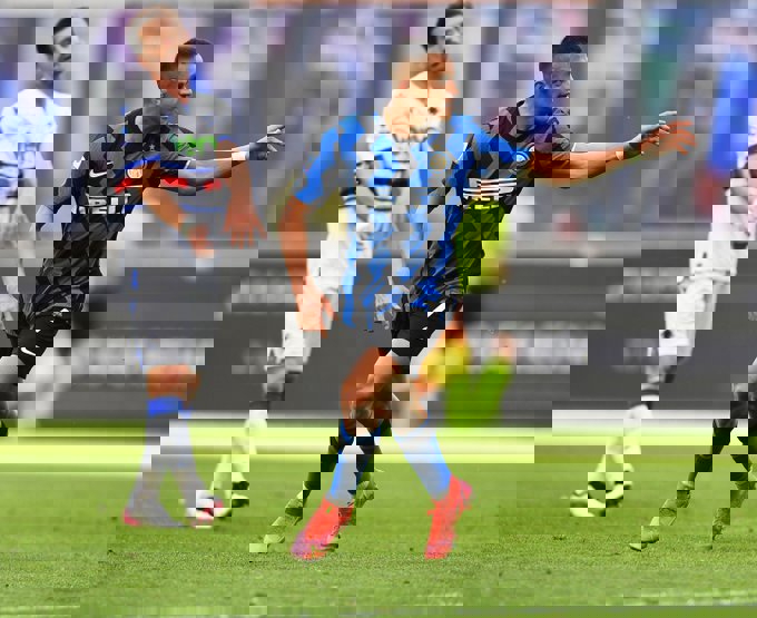 1599160