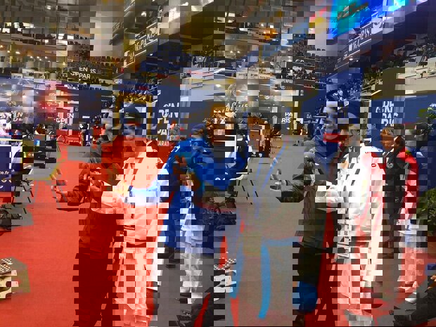 خوش قدم: علیپور در فرانسه کار دشواری دارد