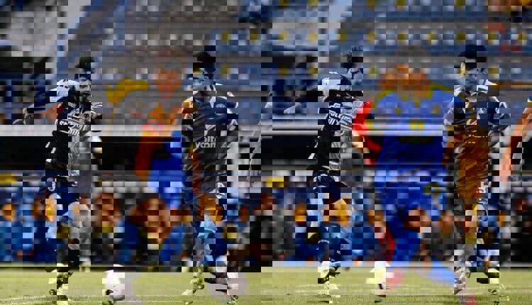 شوت ناگهانی انصاری‌فرد برای گل ۱۳