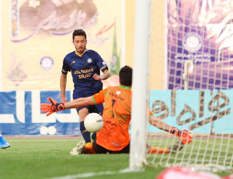 این رکورد را به نام تیم گلگهر بزنید