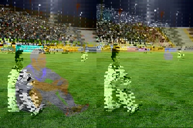 سه تیم از این چهار فانوس به دست باید سقوط کند!