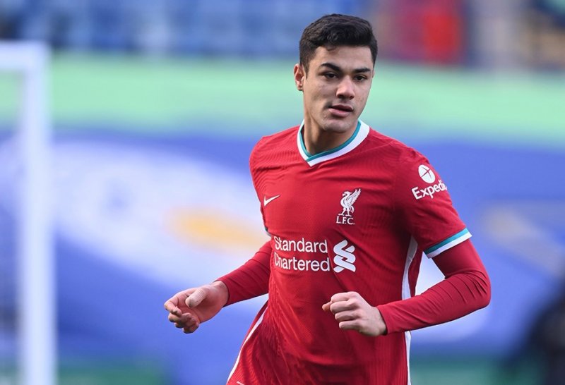 لیورپول مدافع شالکه را پس میفرستد