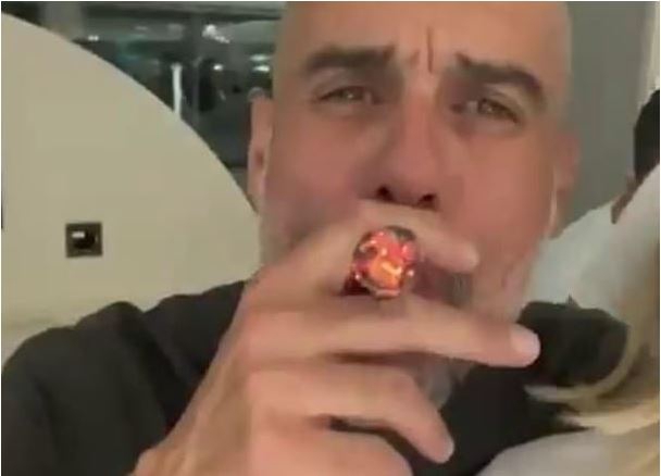 تصاویر سرخوش‌ترین گواردیولای سال با سیگار برگ بزرگش