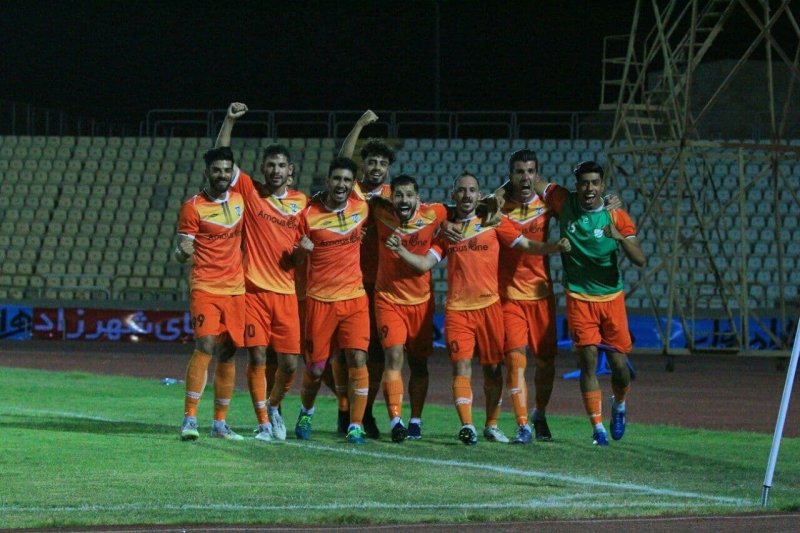 لیگ یک / بادران برنده ی بازی بزرگ هفته ی 29