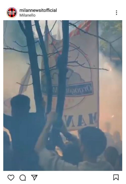 1604549
