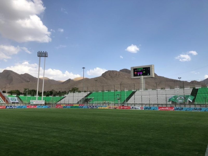احتمال میزبانی چادرملو در ورزشگاه ذوبآهن
