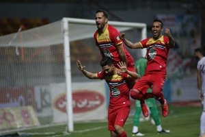 فولاد2- صنعت نفت 0؛ خیز نکونام برای رتبه چهارم 