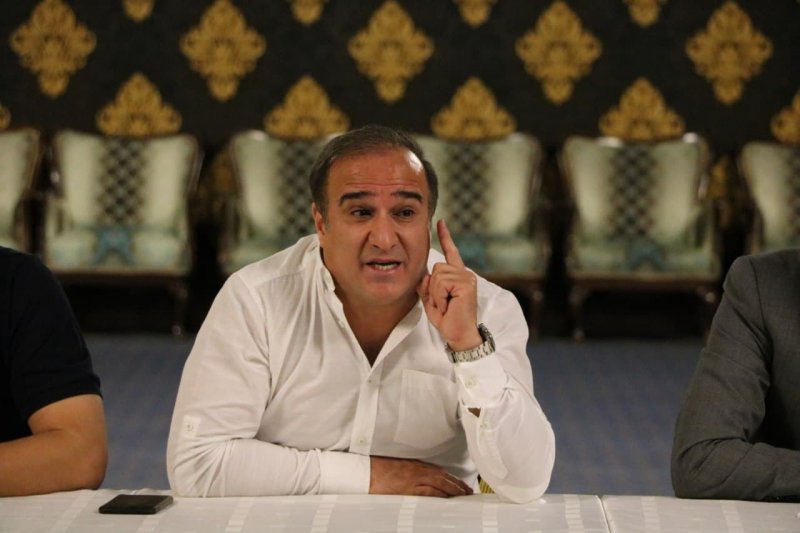 بازیکن صدمیلیاردی هم داریم اما خداحافظی کرده!