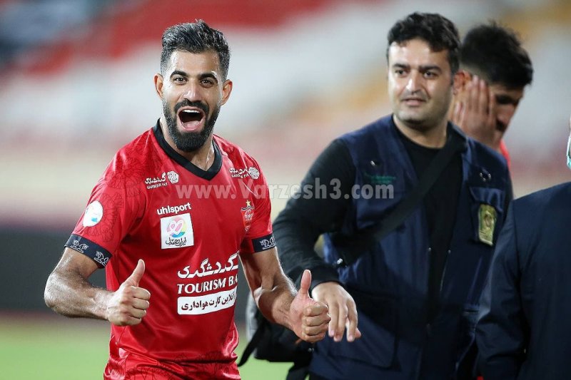 پیشنهاد قهرمان آسیا به حسین کنعانیزادگان!