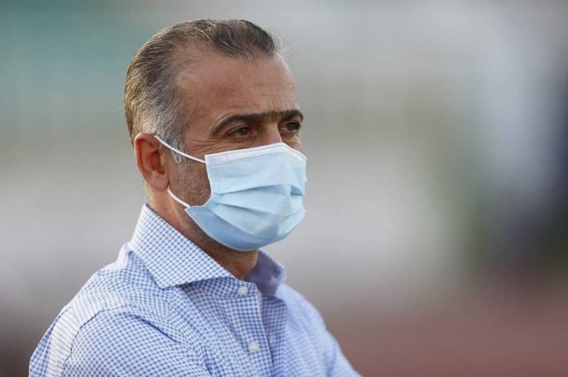 سکونشینی مربیان سایپا مقابل فولاد (عکس)