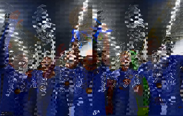 جورجینیو: می خواستم فوتبال را کنار بگذارم...