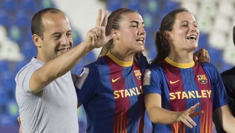 هت تریک در سه‌گانه، رکورد منحصر به فرد بارسلونا