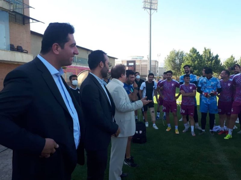 یارگیری بادران قبل از بازی حساس لیگ یک