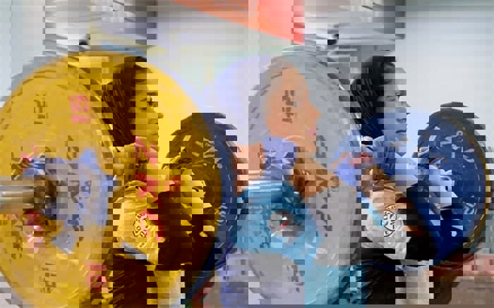 سلبریتی جدید اینستاگرام؛ دختر 16 ساله وزنه‌بردار