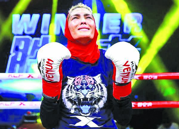 الهه منصوریان حریف چینی را ناکاوت کرد