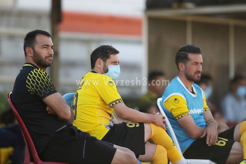 خلعتبری: سپاهان از هر دو جام به سادگی نمی‌گذرد
