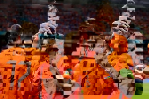 هلند 3-2 اوکراین: شب دراماتیک در آمستردام