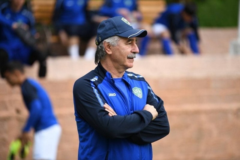 آقای سرمربی تیم ملی! چگونه شبها راحت میخوابید؟