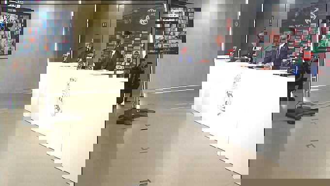 1613206