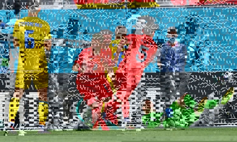 1613252