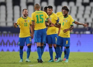 پیروزی پر گل برزیل و تساوی کلمبیا