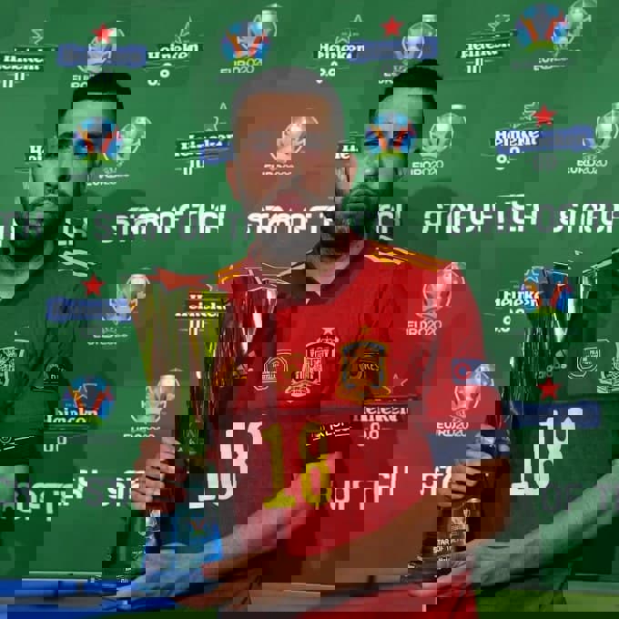 1613984