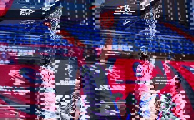 درخواست حدادی برای پرچمداری کاروان ورزش ایران