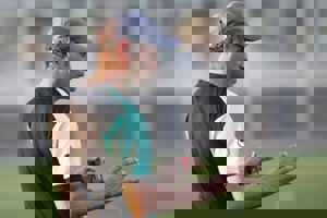 شب های فوتبالی علیه گل محمدی درآمد